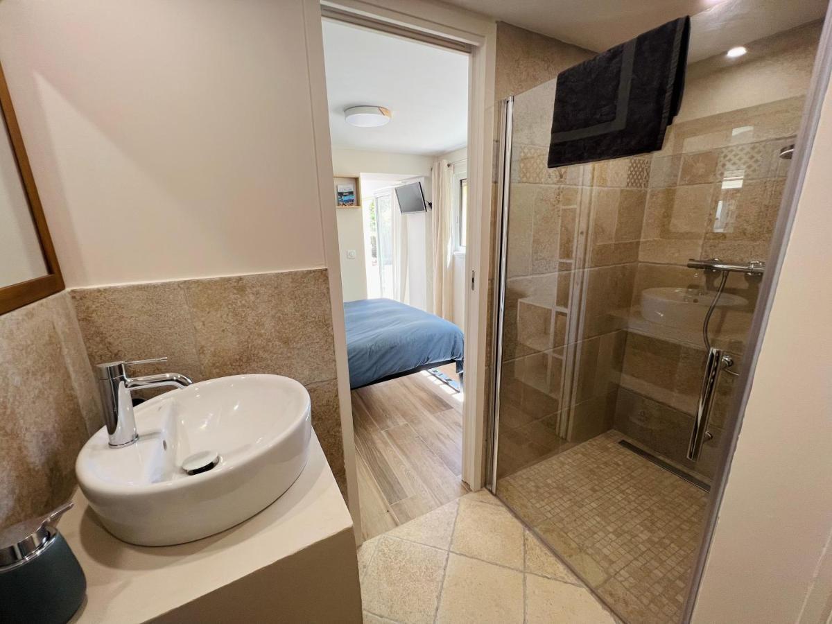 Studio With Private Car Park And Air Con Valbonne Esterno foto